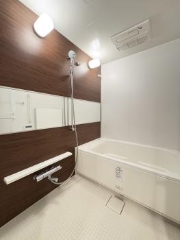 追い焚き、浴室暖房乾燥機付の浴室