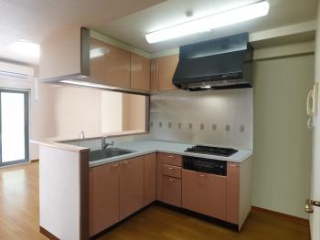 L字型キッチン「CGで作成したリフォームイメージです」