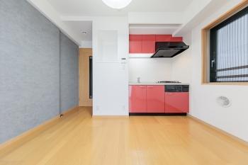 キッチン横にも窓があるプラン