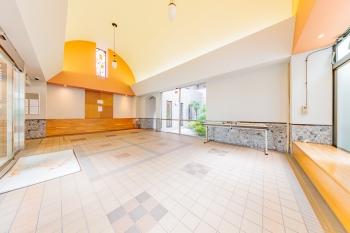 エントランスホール