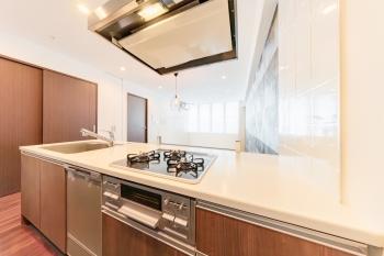 キッチン（CGで作成したリフォームイメージです。）