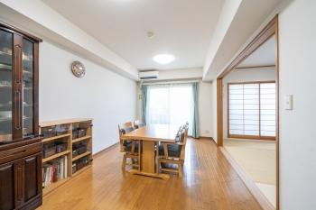 リビングダイニング