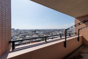 南側の開放的な眺望（眺望は永続的に保証されるものではありません）