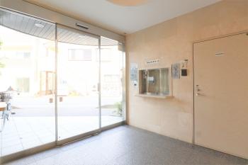 エントランスホール