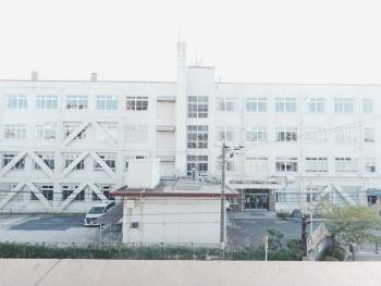 バルコニーからの眺望　　眺望は永続的に保証されるものではございません