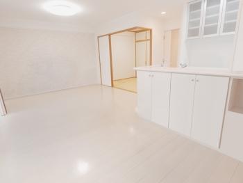 LDK写真　CGで加工したリフォームイメージになります。
