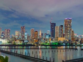 バルコニーからの眺望（夜間）