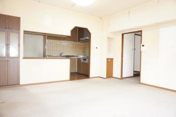 リビングダイニング