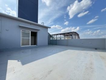 東側ルーフバルコニー