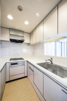 キッチン（CGで作成したリフォームイメージです。）