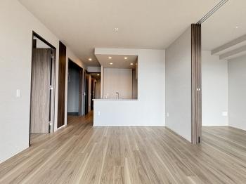 南向きのリビングダイニング