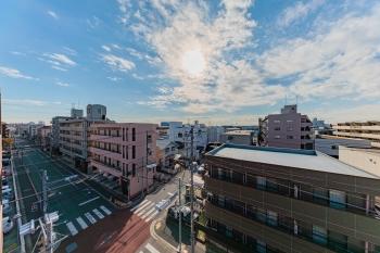 バルコニーから見た西側の眺望