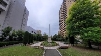 コンコルド広場をモチーフにした噴水庭園