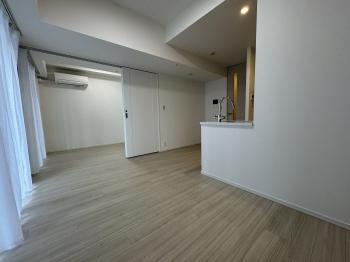 約10.9帖のリビングダイニングキッチン