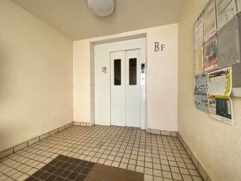 エレベーターホール