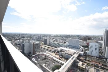 住戸南バルコニーからの眺望