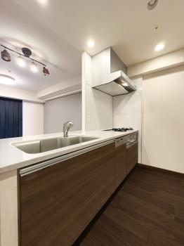 対面型オープンキッチン（CGで作成したリフォームイメージです。）