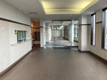 エントランスホール