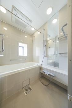 浴室（フルオートバス、ミストサウナ付き浴室暖房換気乾燥機）