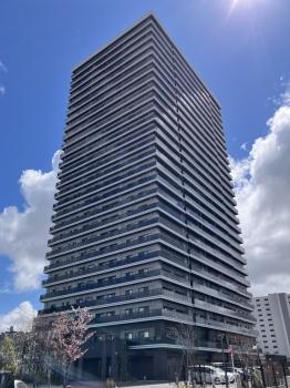 １１階部分角住戸となります。