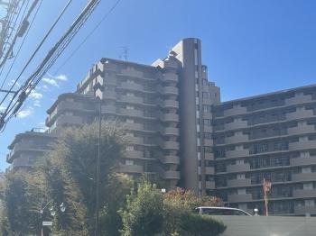 １９９６年１０月竣工　総戸数１９４戸の分譲マンション