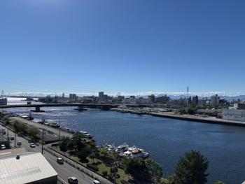 住戸南バルコニーからの眺望（眺望は永続的に保証されるものではありません）