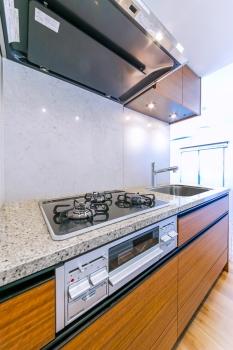 キッチン　現況写真と間取り図面をもとにCGで作成したリフォームイメージです。