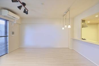 約12.3帖のリビング・ダイニング（CGで作成したリフォームイメージです）