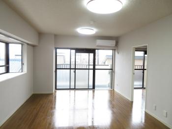 LD約１１．４帖　家具の配置のしやすいスクエアータイプ