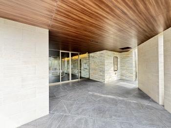 エントランスポーチ