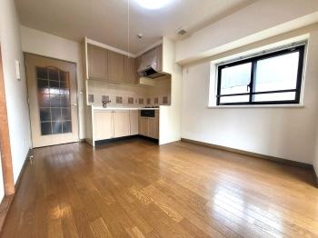 リビングダイニング