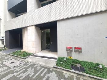 マンションエントランス