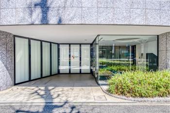 エントランス外観