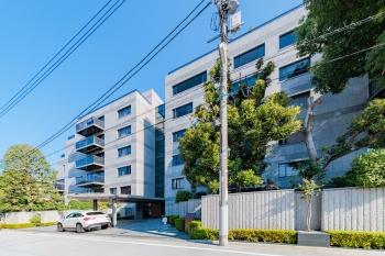 車寄せのあるエントランス