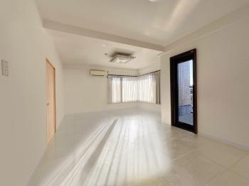 洋室２（CGで作成したリフォームイメージです）