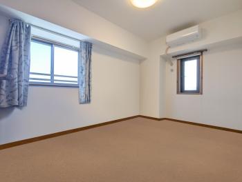 洋室1　（CGで作成したリフォームイメージです）