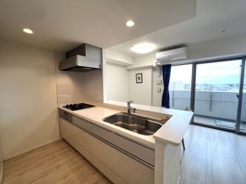 開放的なカウンターキッチン