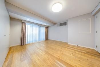 洋室　CGで作成したリフォームイメージです。