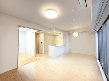 写真は、現況写真と間取り図面をもとにCGで作成したリフォームイメージです。