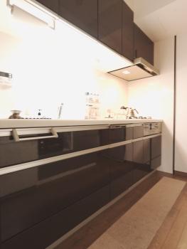 お料理に集中しやすい壁付けキッチン