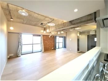 リビングダイニング