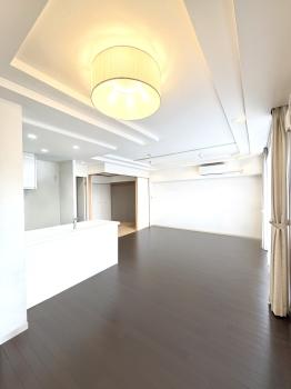 約14.5帖のリビング・ダイニング（CGで作成したリフォームイメージです）