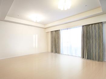 リビング・ダイニング。CGで作成したリフォームイメージです。