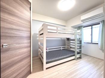 洋室（２）約６．１帖