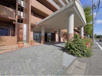 車寄せのあるエントランス