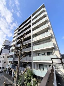 最寄り駅まで徒歩２分のマンションです。