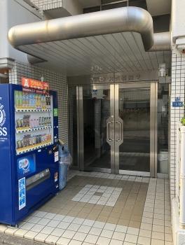 エントランス外観