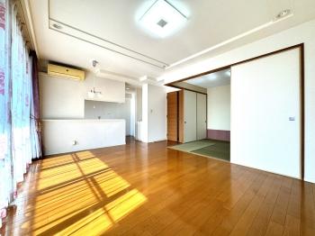 リビングダイニング