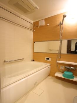 １６２０サイズの浴室です