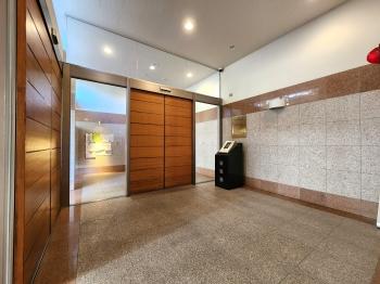 エントランスホール